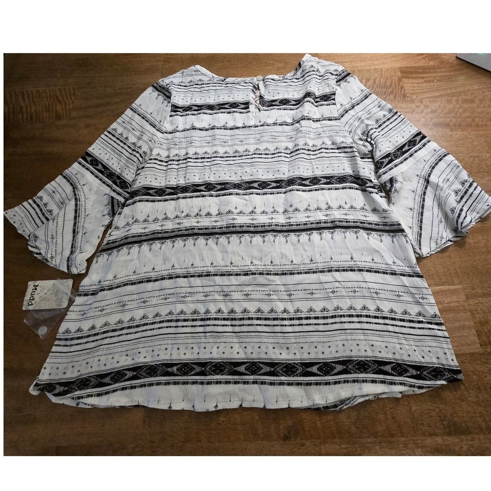Mudd Girls Black White Lace Yoke Bell Sleeve Top Tribal Print Size 12 NWT